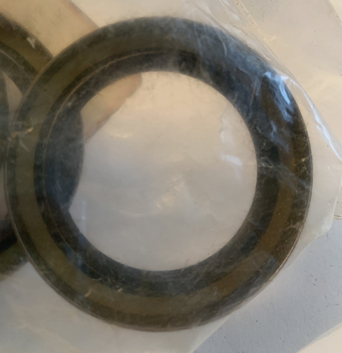 140108  V-TWIN  HARLEY 1970-1999 BIG TWIN ENGINE OIL SEAL, DOUBLE LIP 12026B