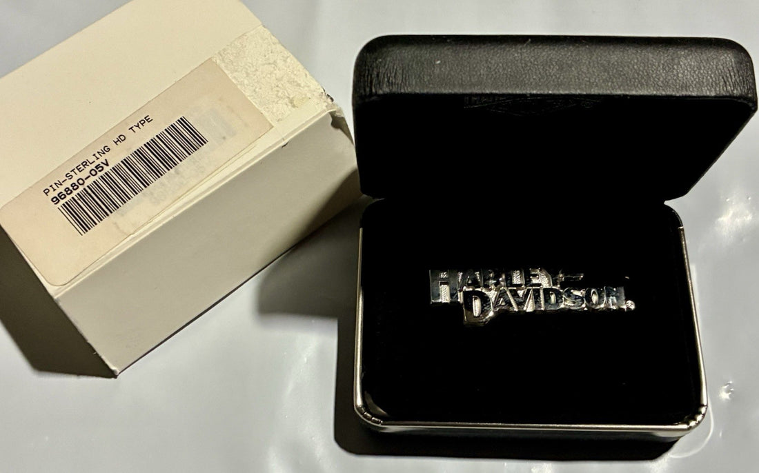 
  
  96880-05V HARLEY-DAVIDSON 2005 925 STERLING SILVER PIN NEW GIFT
  
