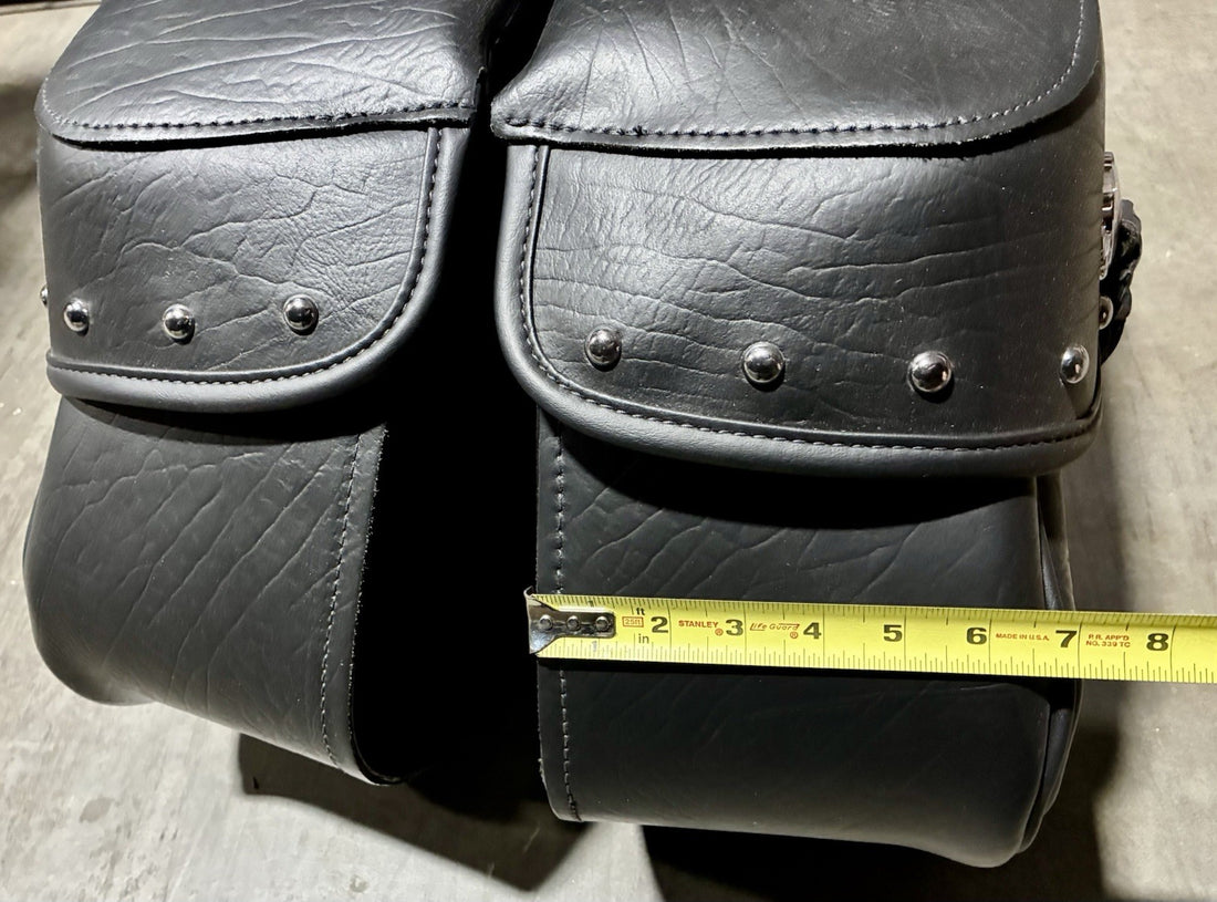 
  
  HARLEY-DAVIDSON 2000-2017 HERITAGE SOFTAIL FATBOY RED CONCHO SADDLEBAGS
  
