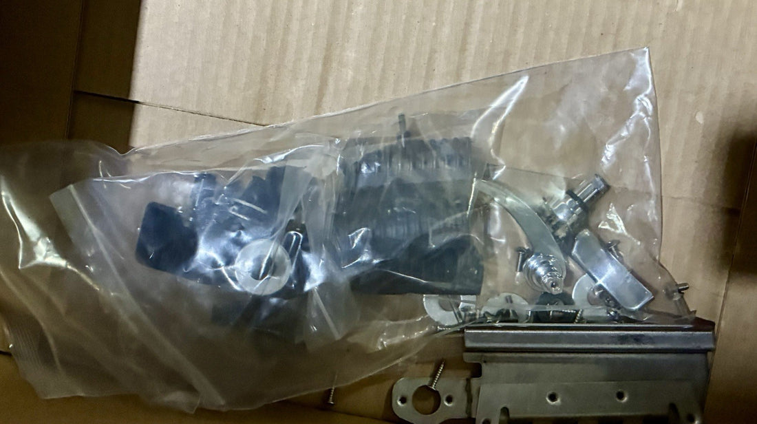 
  
  HARLEY-DAVIDSON 2014-2023 TOURING SADDLEBAG LATCH OEM
  
