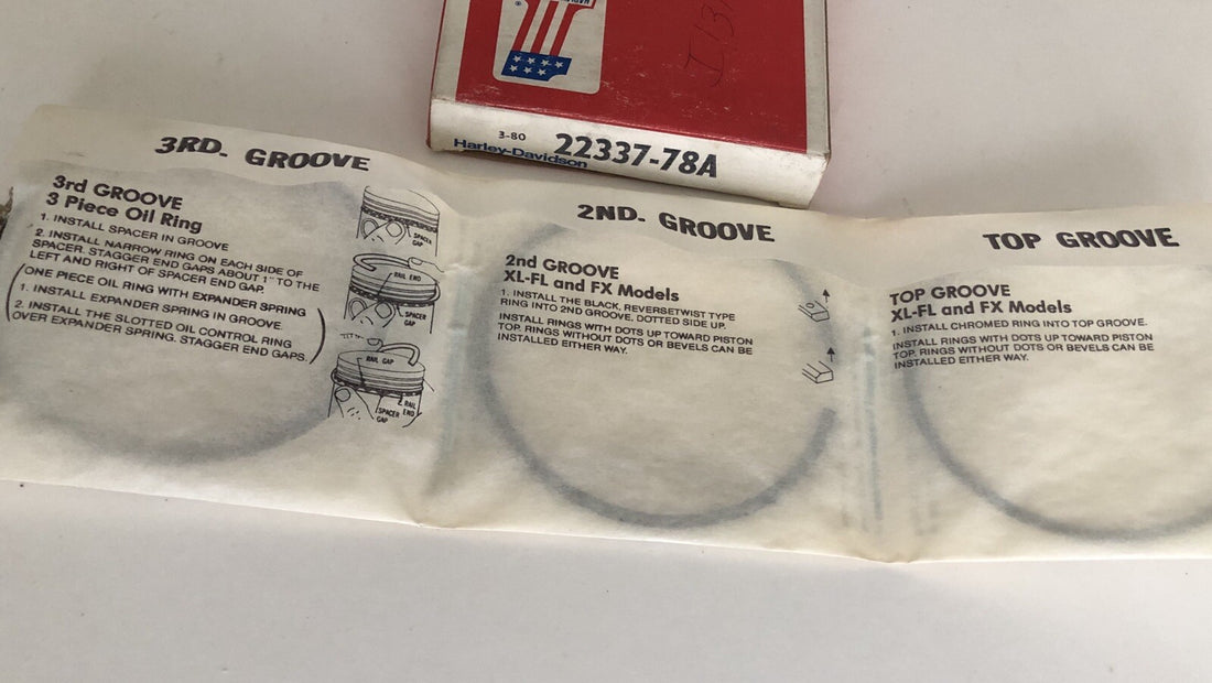 
  
  22337-78B    HARLEY-DAVIDSON .030 PISTON RING SET    30 OVER FXR FXRS .030   NOS
  
