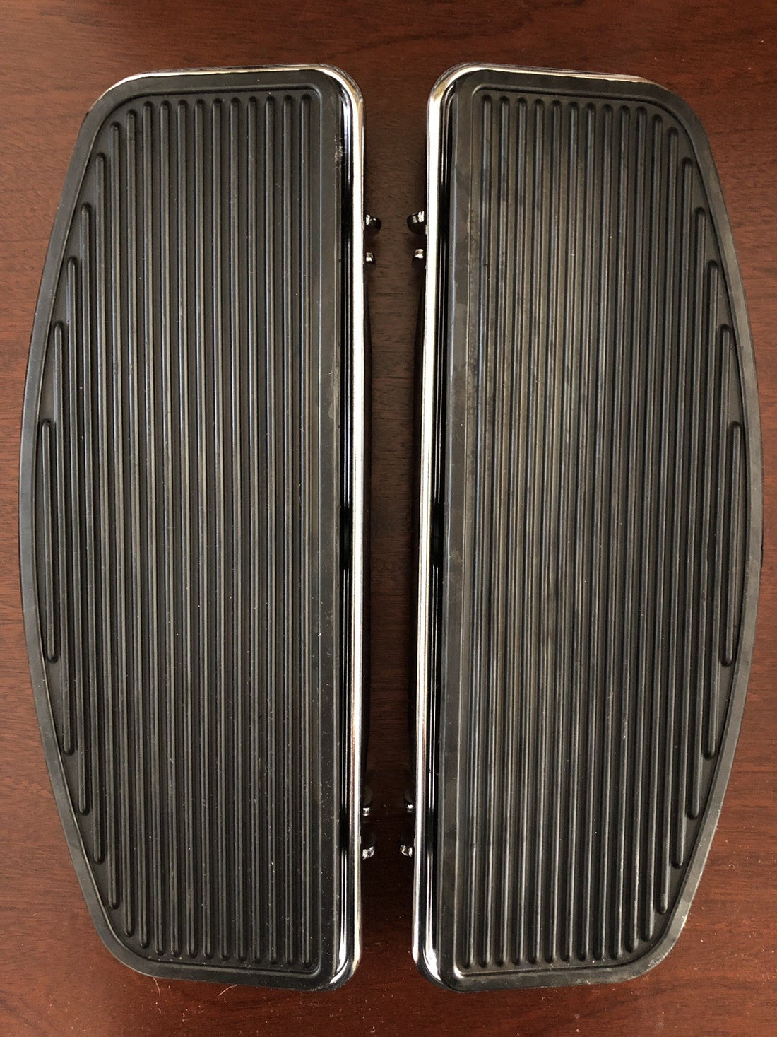 HARLEY-DAVIDSON    STOCK TOURING FOOTBOARDS WITH RUBBER INSERTS