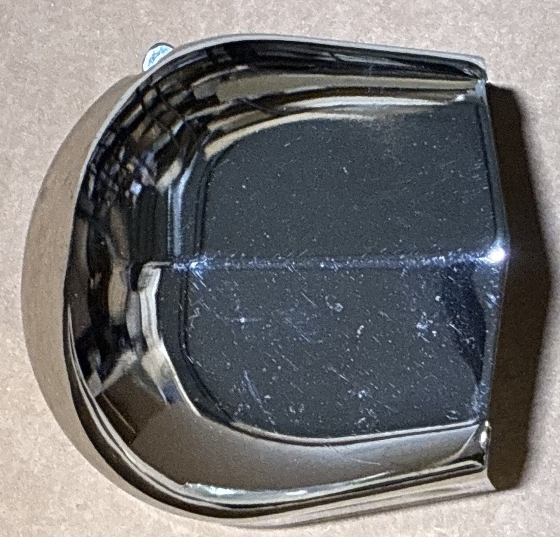 
  
  HARLEY-DAVIDSON HORN COVER OEM
  
