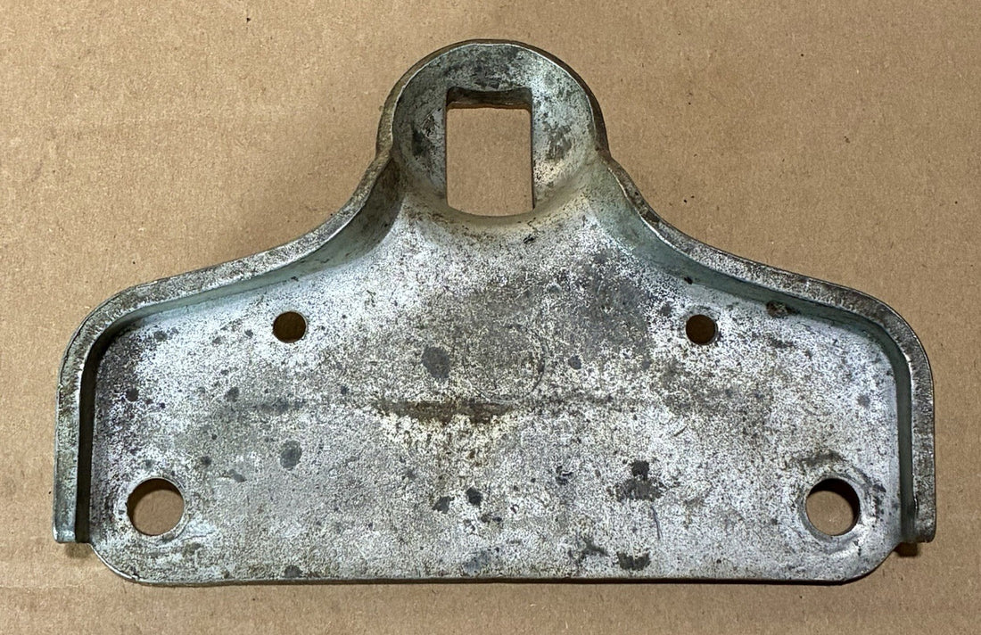 
  
  67810-67 HARLEY 1967-1969 IRONHEAD XLH SPORTSTER HEADLAMP LIGHT MOUNT BRACKET
  
