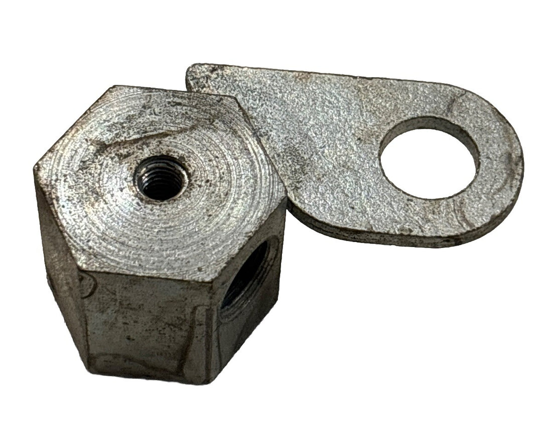 63595-67 HARLEY-DAVIDSON 67-70 XLH 70-78 XLCH  REAR CHAIN OILER BODY OEM NOS