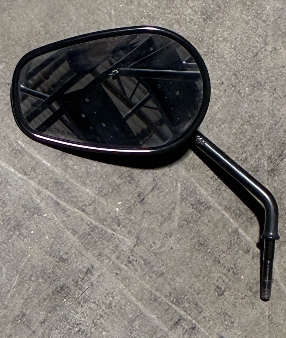 
  
  HARLEY-DAVIDSON  STOCK LEFT  BLACK MIRROR  WITH EXTENSION  OEM
  
