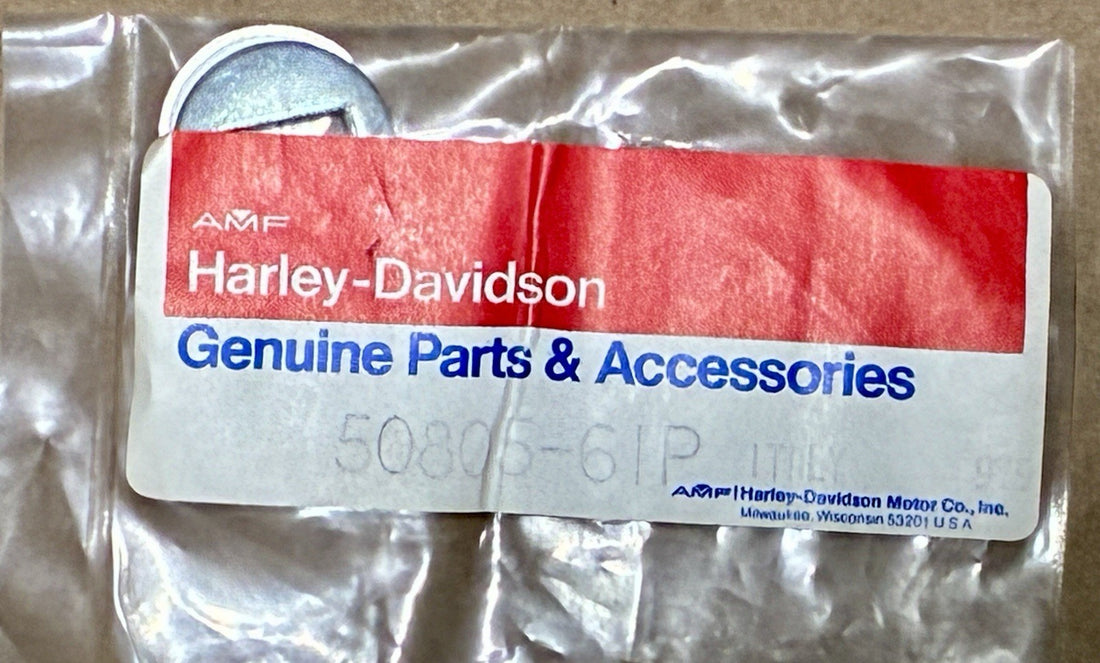 
  
  50805-61P HARLEY-DAVIDSON FOOTREST PLATES SET OF 2 OEM NOS
  
