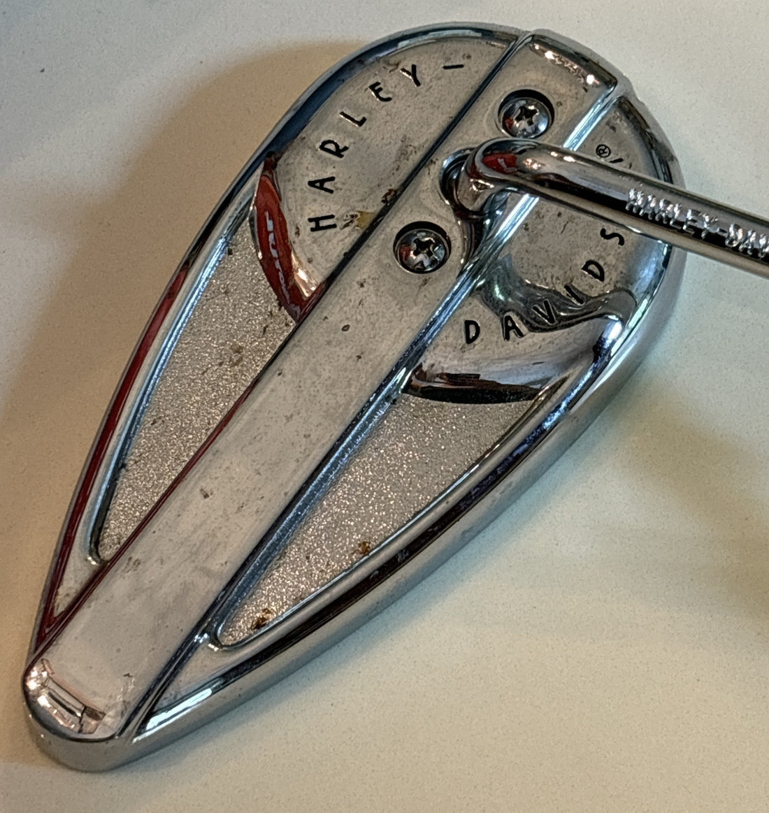 HARLEY-DAVIDSON  RIGHT CHROME MIRROR