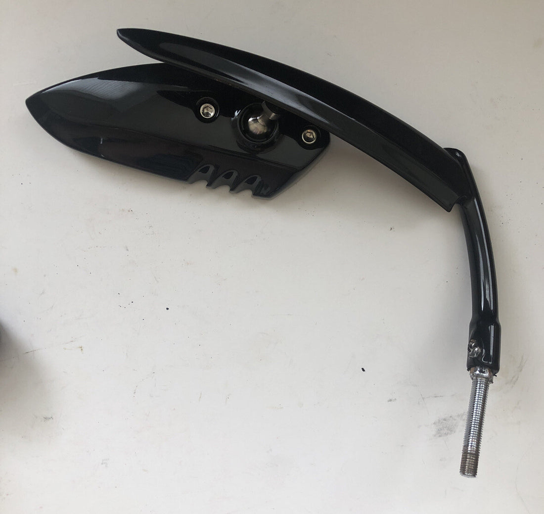 HARLEY-DAVIDSON     CUSTOM RIGHT BLACK REAR VIEW MIRROR