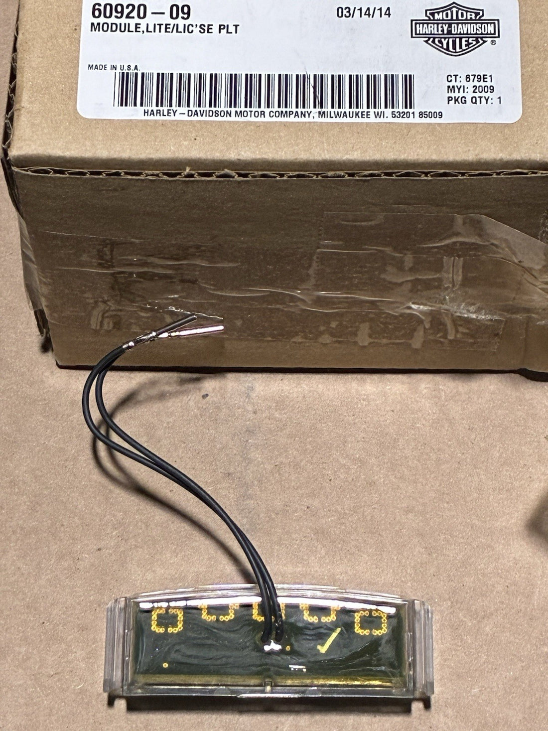 
  
  60920-09 HARLEY-DAVIDSON LED LICENSE PLATE LIGHT 2009-2022  CVO TOURING OEM NOS
  

