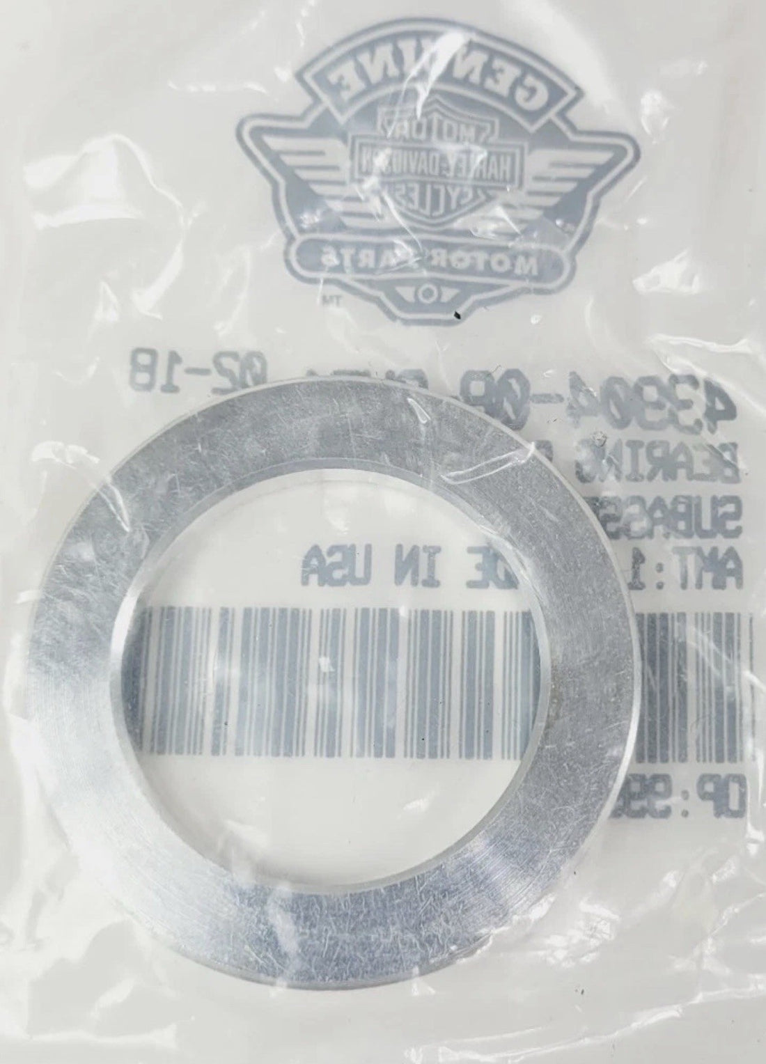 
  
  43904-08 HARLEY-DAVIDSON BIG TWIN REAR WHEEL  ALUMINUM BEARING SHIM OEM NOS
  
