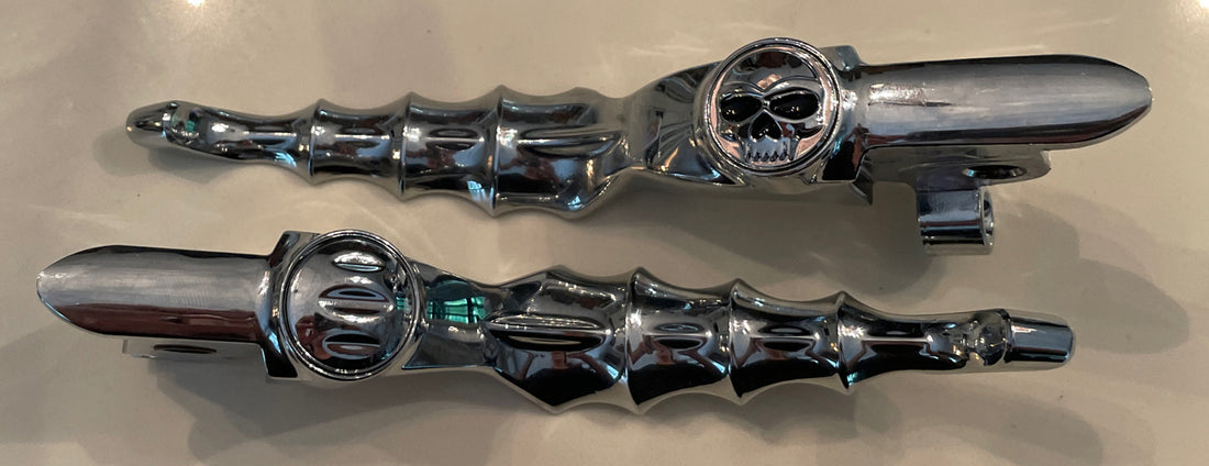 #1721 KURYAKYN 2014-UP TOURING HARLEY ZOMBIE CHROME LEVERS  NOS