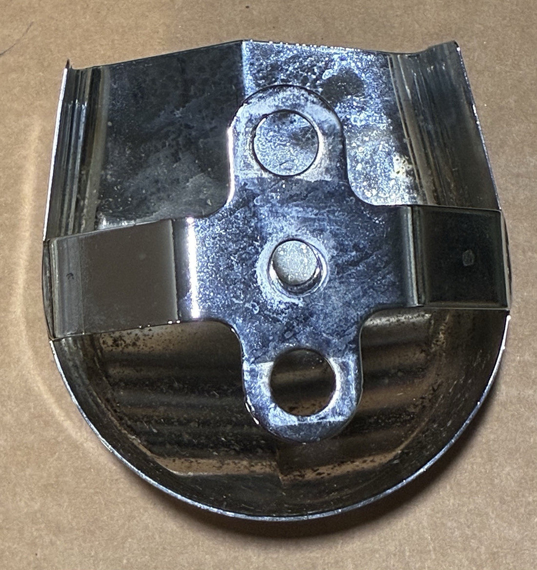 
  
  HARLEY-DAVIDSON HORN COVER OEM
  
