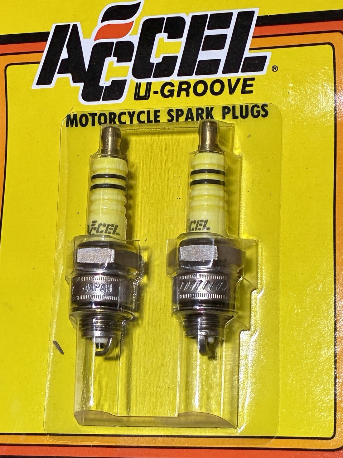 
  
  2401 ACCEL SPARK PLUGS FOR HARLEY-DAVIDSON NOS
  
