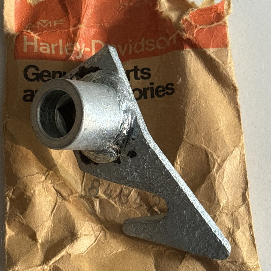 84842-67 HARLEY-DAVIDSON ZINC L1967-1973 SERVI-CAR LATCH LOCK COVER OEM NOS