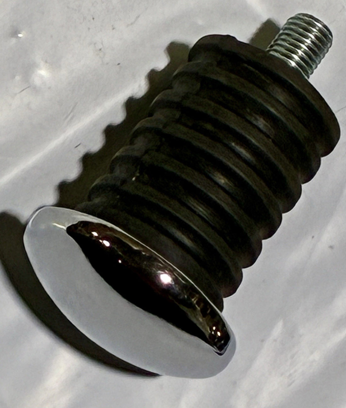 
  
  HARLEY-DAVIDSON RUBBER & CHROME SHIFTER PEG OEM
  
