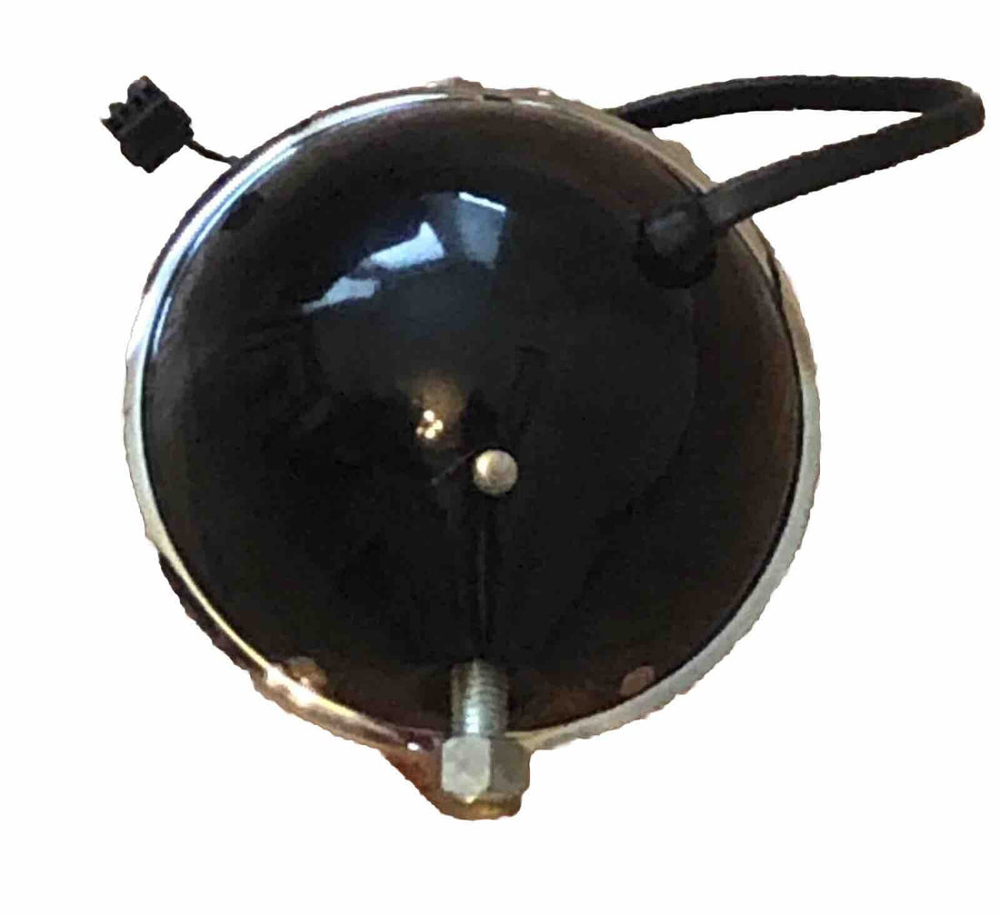 
  
  NTO HARLEY-DAVIDSON ORIGINAL 5 3/4” CHROME 12V HEADLIGHT FXDWG & SPORTSTER
  
