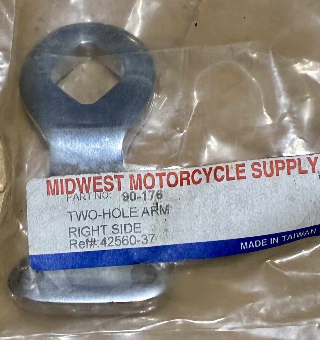 
  
  90-176 MIDWEST RIGHT SIDE REAR BRAKE CROSS OVER SHAFT LEVER HARLEY 42560-37 NEW
  
