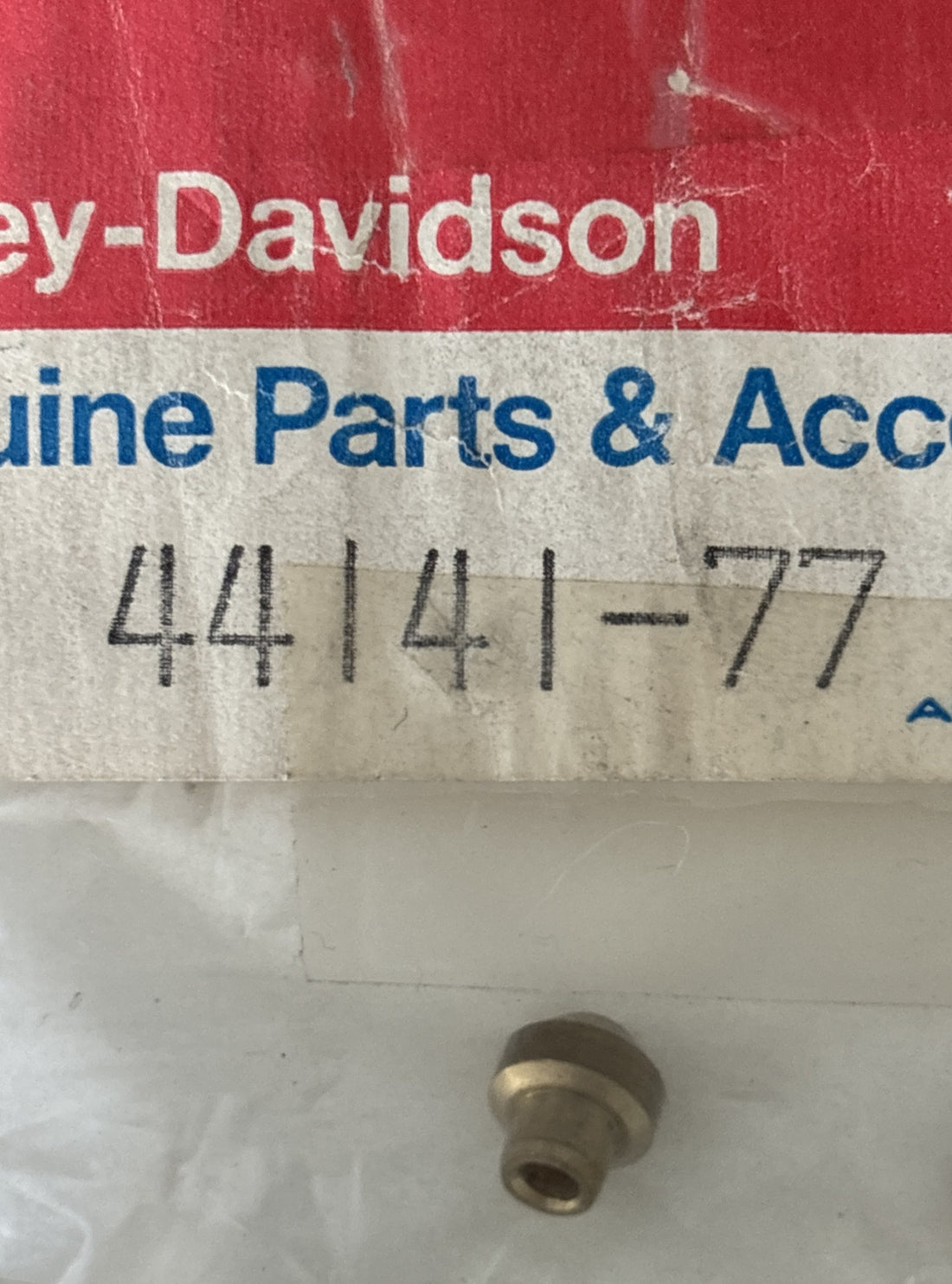 
  
  44141-77 HARLEY 78-82 FX 80-E82 FLT 81-E82 FL 78-81 XL XLCR BRAKE HOSE SEAT OEM
  
