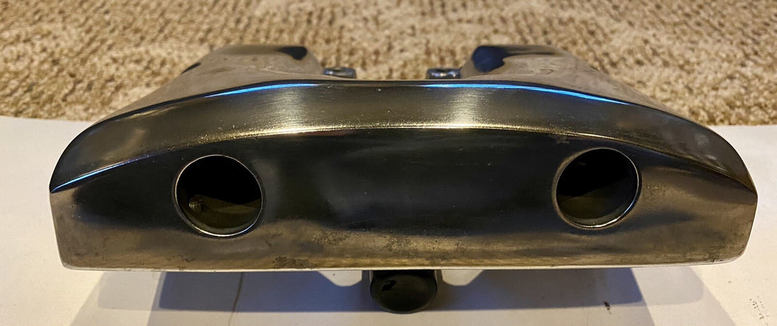 
  
  HARLEY-DAVIDSON 1972 SHOVELHEAD REAR  POLISHED  ROCKER BOX     VINTAGE PARTS
  
