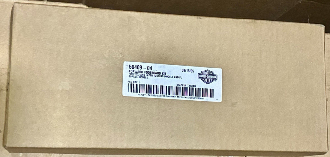 
  
  50409-04 HARLEY-DAVIDSON 2000-UP TOURING & FL SOFTAIL FORWARD FOOTBOARD SET OEM
  
