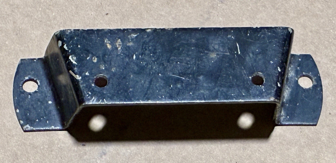 
  
  74529-79 HARLEY-DAVIDSON 1980-2003 BIG TWIN REGULATOR MOUNTING BRACKET
  
