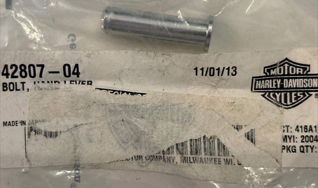 
  
  42807-04 HARLEY-DAVIDSON HAND LEVER BOLT OEM NOS
  
