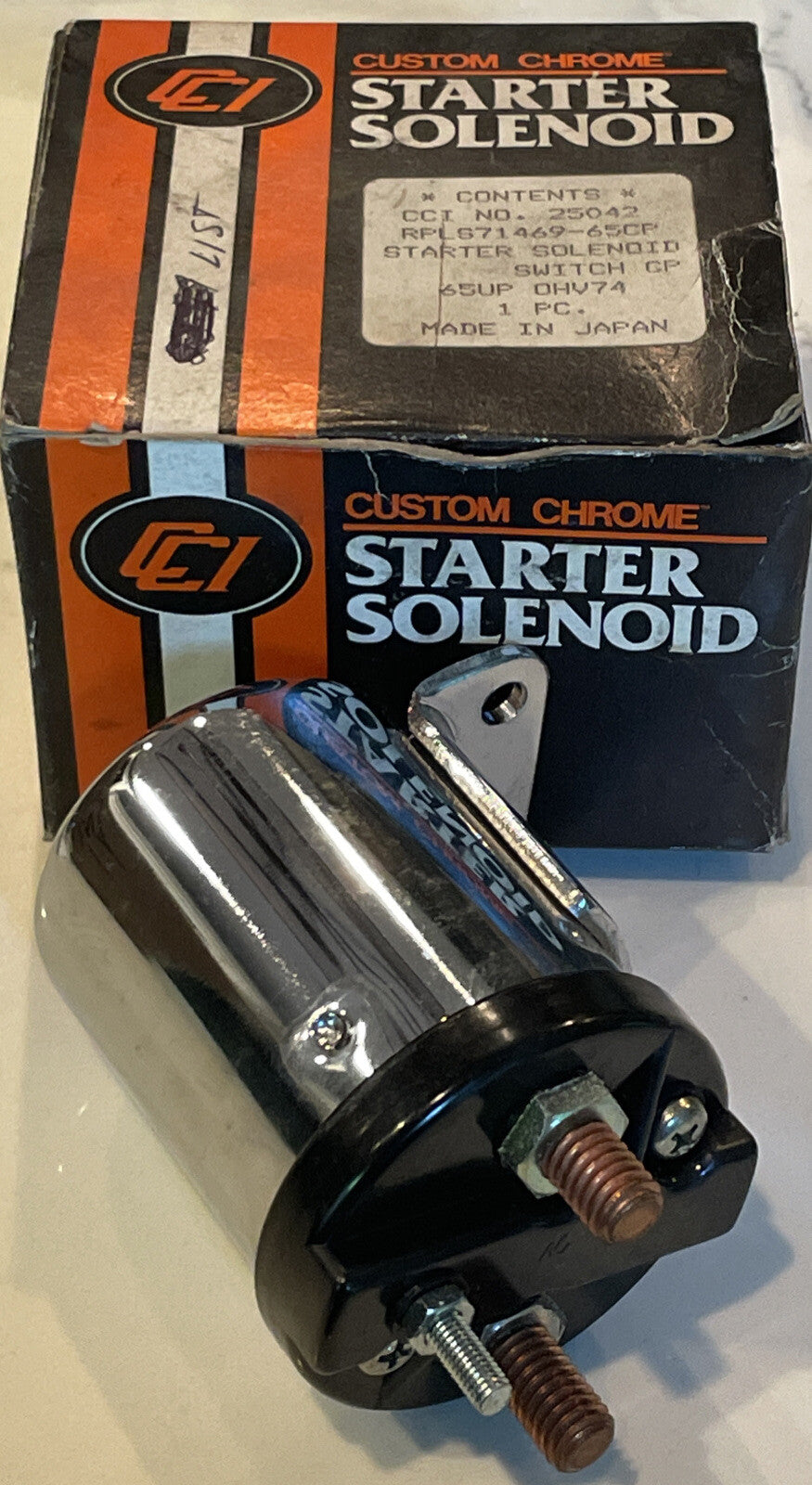 
  
  25042 CUSTOM CHROME STARTER SOLENOID REPLACES HARLEY-DAVIDSON 71469-65CP NOS
  
